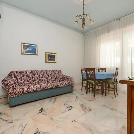 Casa Angy Chiavari Апартаменты Кьявари